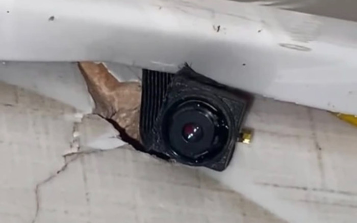 Lắp 3 camera quay lén trong phòng tắm nữ: Kẻ bệnh hoạn nói gì? Ảnh 2