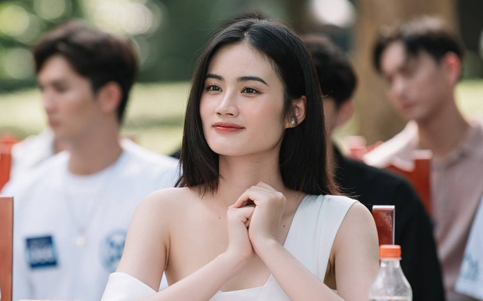 Hoa hậu Ý Nhi có em gái 20 tuổi cực phẩm, nhan sắc xinh hơn cả chị! Ảnh 2