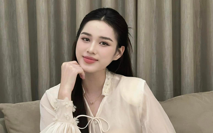 Hoa hậu Đỗ Thị Hà có chị gái đẹp như 'sinh đôi', sở hữu chiều cao ấn tượng Ảnh 2