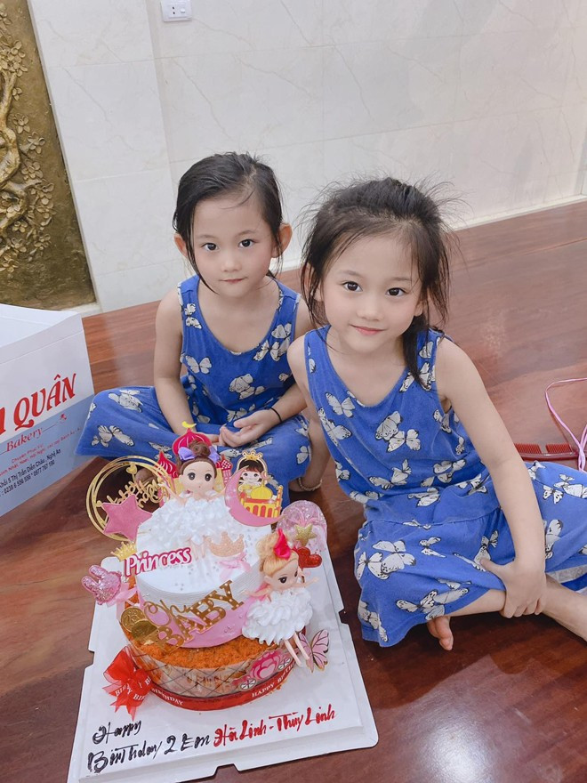 Sinh nhật cặp song sinh út nhà anh Thịnh