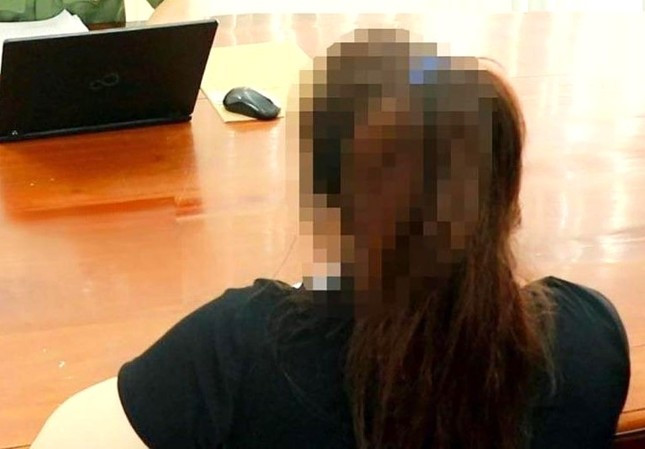 Bà T đến trình báo công an