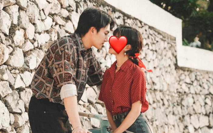 'Bạn gái' tình tứ bên người đàn ông khác, Đình Tú phản ứng chú ý Ảnh 2