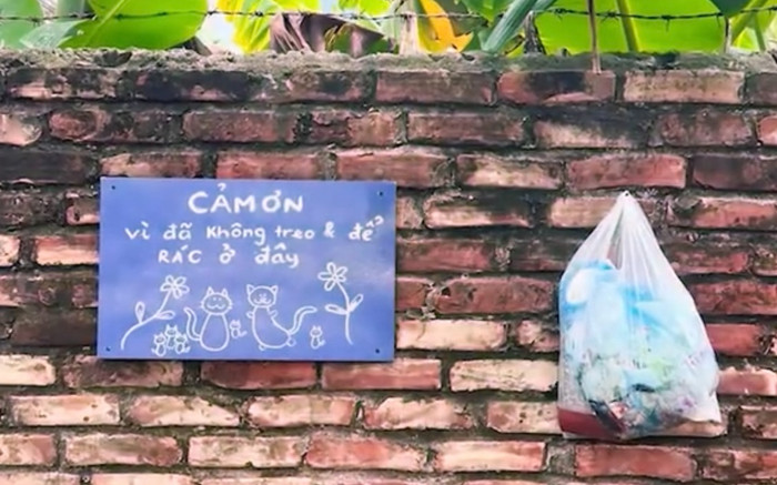 Hàng xóm liên tục treo rác ở tường nhà, cô gái nghĩ cách đối phó và cái kết bất ngờ Ảnh 2