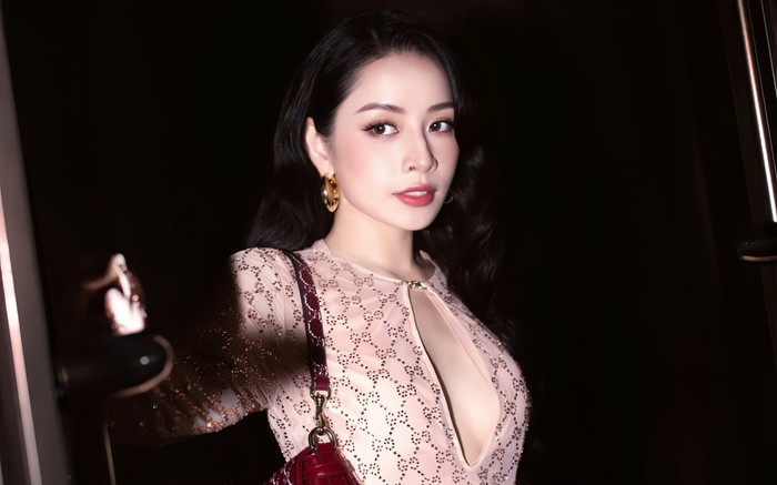 Chi Pu diện váy xuyên thấu… 'khoe' vòng một Ảnh 2