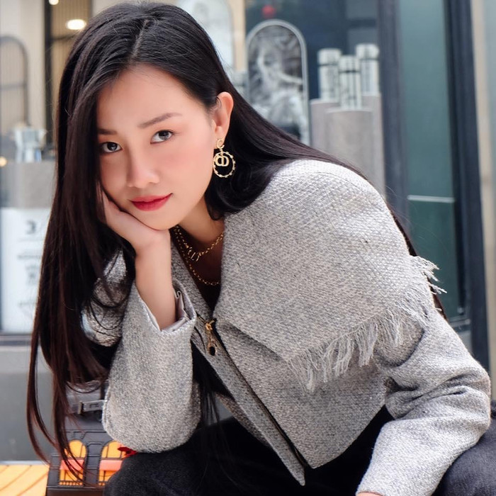 Ở tuổi 38, Quỳnh Chi vẫn xinh đẹp ngời ngời.