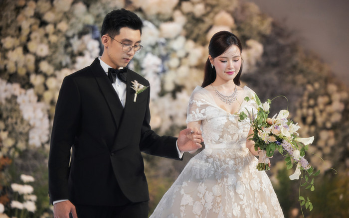 Midu xinh như công chúa trong ngày cưới Ảnh 2