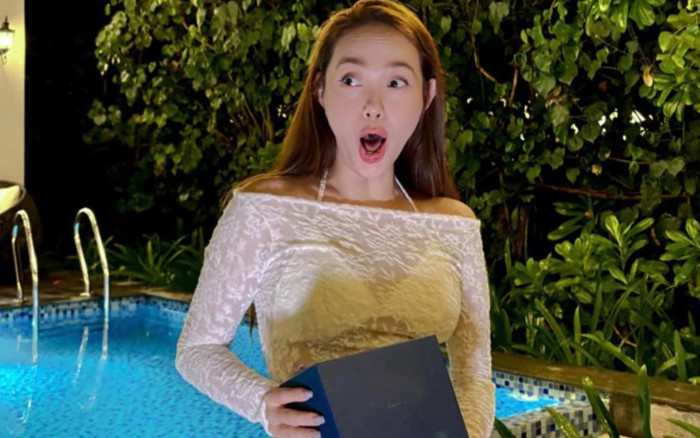 Minh Hằng hé lộ hậu trường ông xã tặng quà 'khủng' Ảnh 2