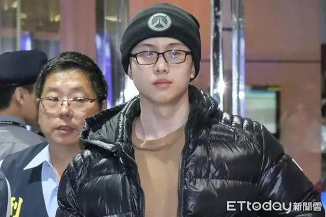 Tôn An Tá bị bắt trong tình trạng mất kiểm soát trong thời gian vừa qua.