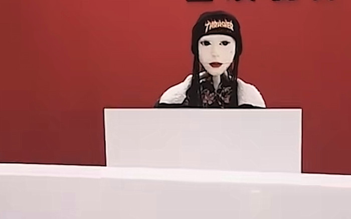 Giao đồ ăn lúc nửa đêm, anh shipper suýt ngất vì thấy lễ tân môi đỏ tươi, mặt trắng bệch Ảnh 2