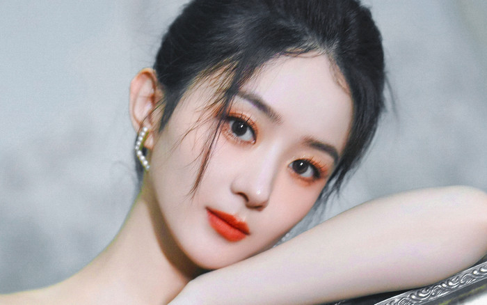 Triệu Lệ Dĩnh ghi thêm thành tích mới, chính thức hạ gục Lưu Diệc Phi và 'Kịch vương' Ảnh 2