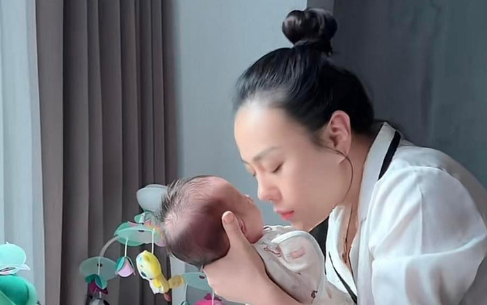 Nhan sắc xinh đẹp của Phương Oanh sau khi sinh con Ảnh 2