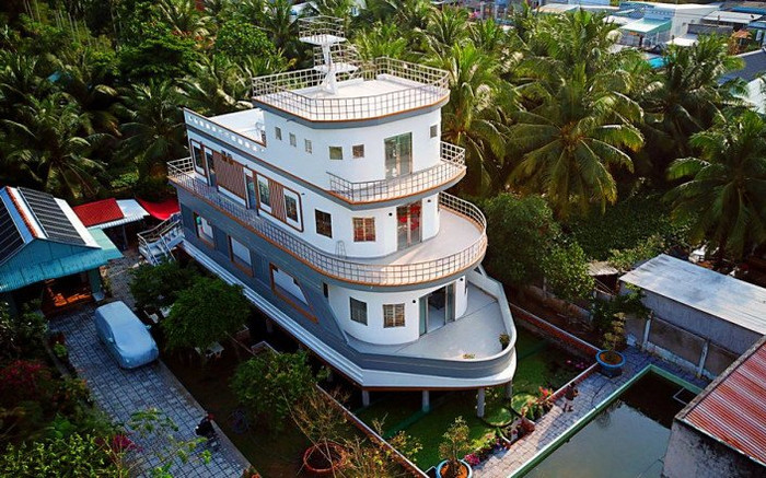 Đại gia Vĩnh Long bỏ 5 tỷ đồng xây du thuyền 3 tầng độc nhất trên mặt đất Ảnh 2