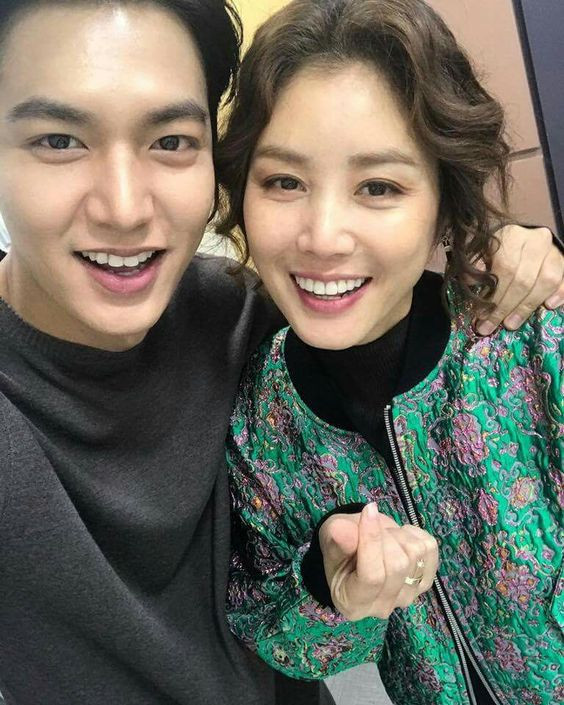 'Mẹ' Lee Min Ho thông báo lên chức bà ở tuổi U60 Ảnh 2