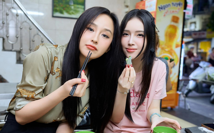 Em gái ruột Mai Phương Thuý hiếm hoi lộ diện cùng chị, nhan sắc thế nào? Ảnh 2