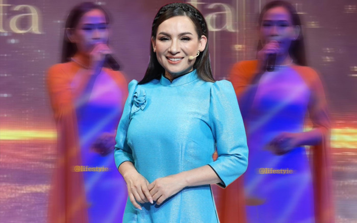 Xôn xao nữ ca sĩ có gương mặt và giọng hát giống hệt Phi Nhung Ảnh 2