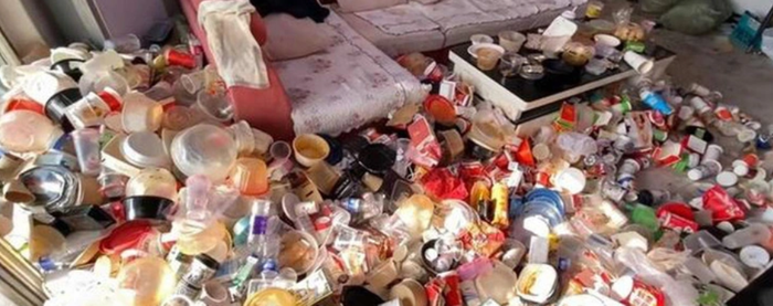 Người đàn ông 35 tuổi có 3.5 tỉ tiết kiệm: Không kết hôn, sống một mình trên... đống rác Ảnh 2