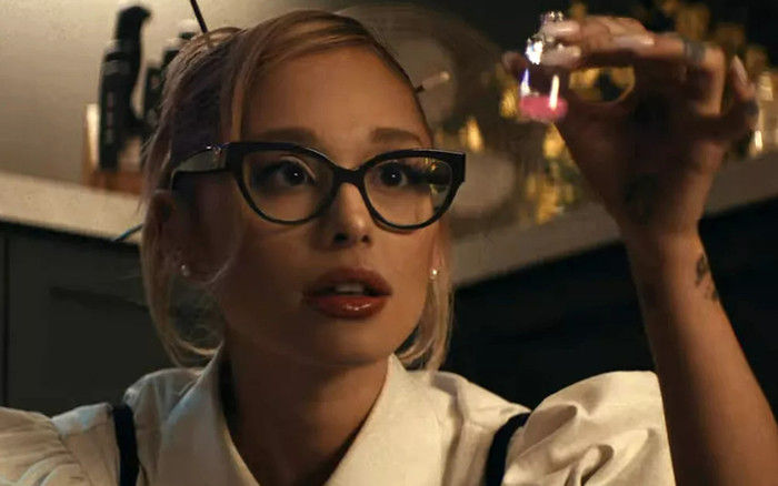 Người Việt Nam xuất hiện trong ekip làm MV của Ariana Grande Ảnh 2