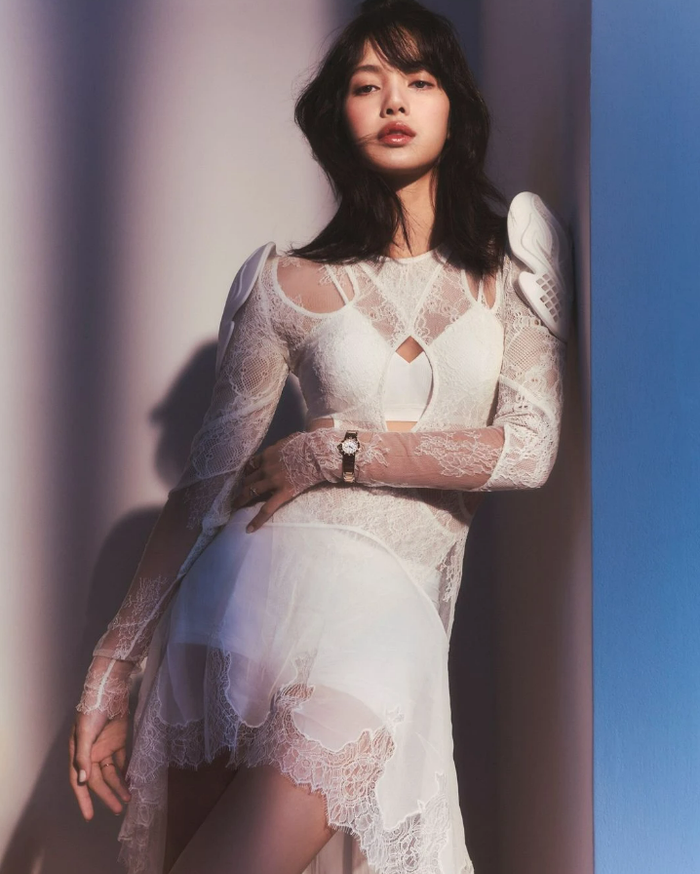 Kpop tuần qua: Lisa xác nhận comeback, HYBE gây tranh cãi liên quan Jin (BTS) Ảnh 4