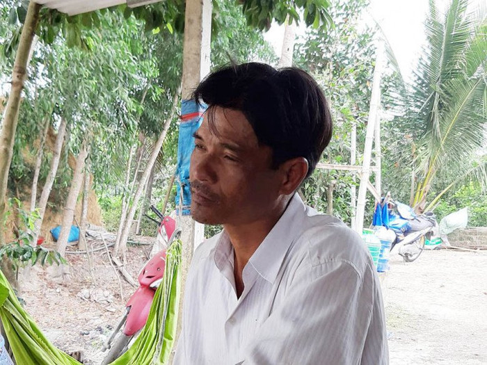 Anh Lộc buồn rầu kể lại câu chuyện