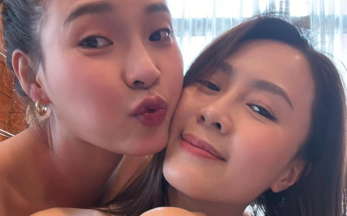 Cặp đôi song Diễm hội ngộ, Thuý Diễm 'hờn dỗi' bị đàn chị làm 'mất sóng, mất hình' Ảnh 2