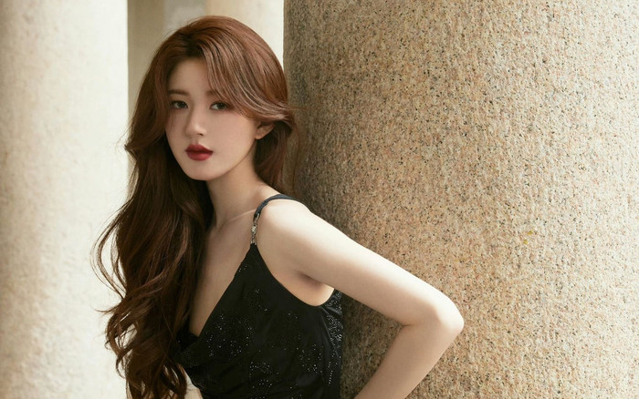 Triệu Lộ Tư bắt chước hướng phát triển của Triệu Lệ Dĩnh? Ảnh 2