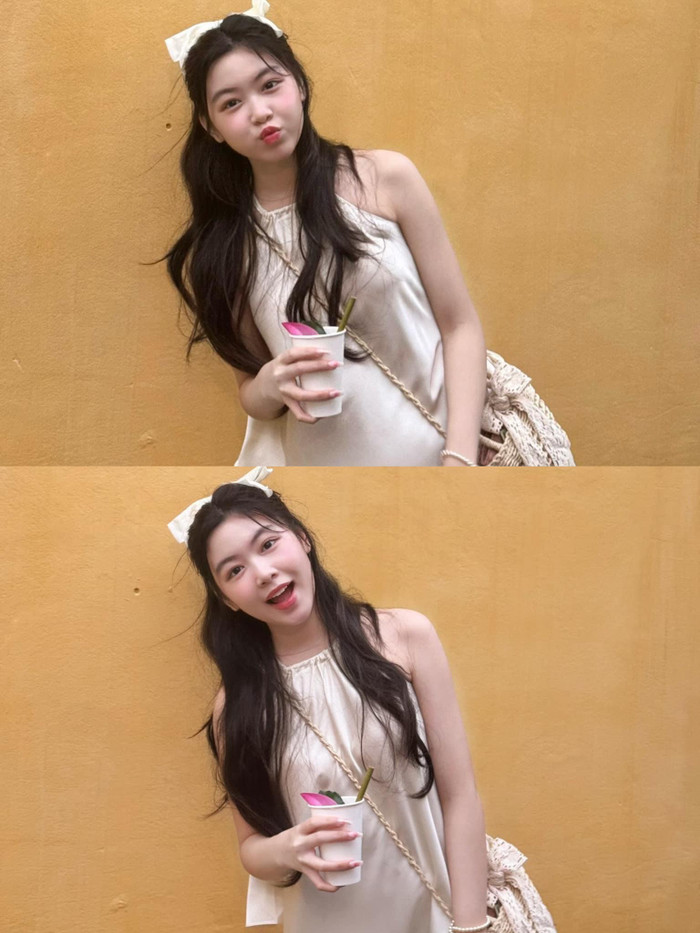 Không cần trang điểm quá đậm, đường nét xinh xắn trên gương mặt của con gái Quyền Linh luôn chiếm trọn spotlight trong từng thước ảnh. 