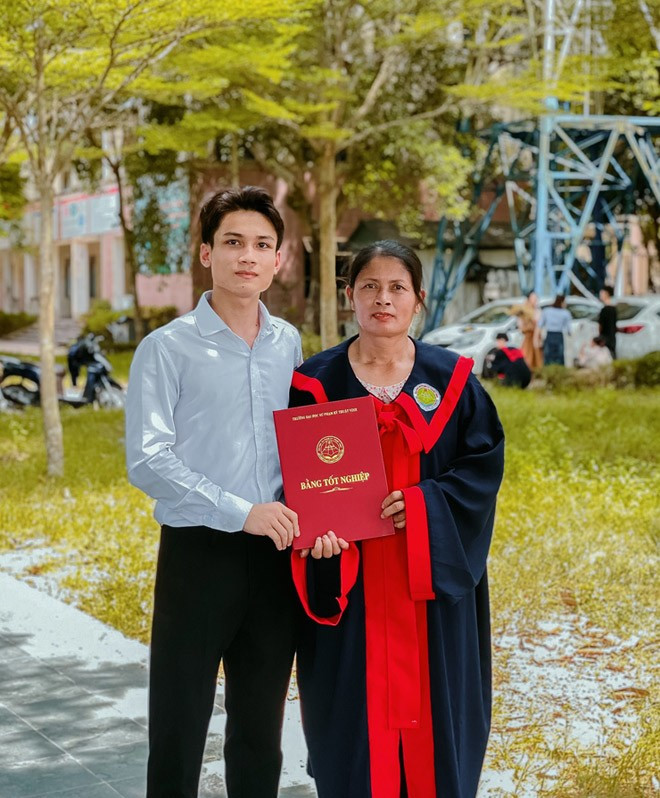 Chàng trai Phú Yên với cái tên Hàn Quốc, đi làm CCCD gặp tình huống phát ngượng Ảnh 2