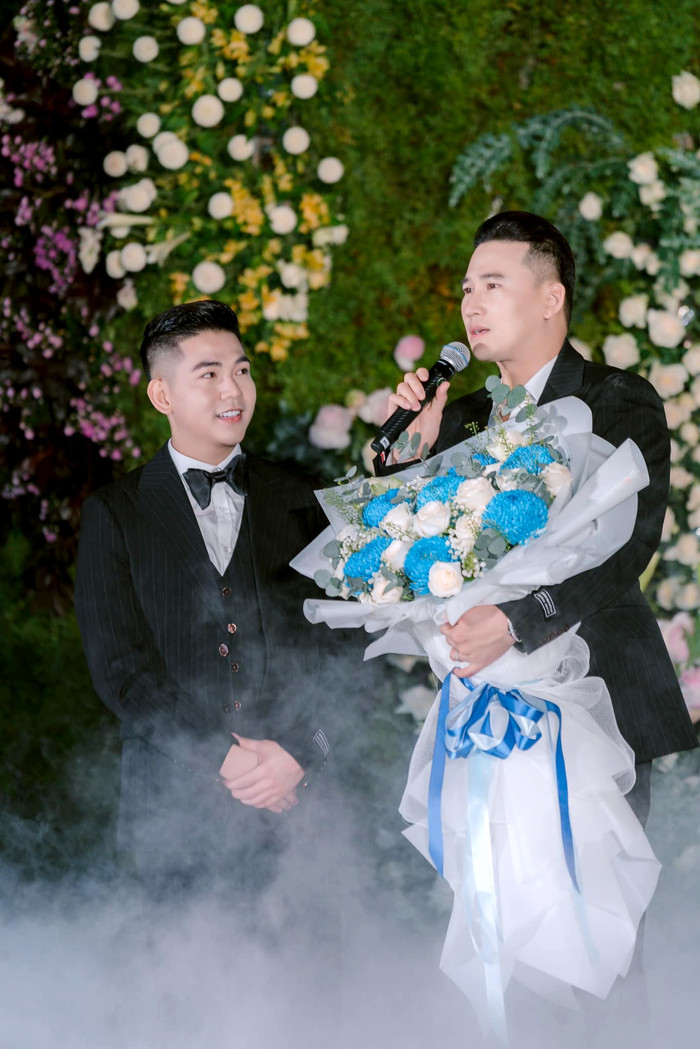 Thanh Đoàn tặng Hà Trí Quang món quà 'khó ai nghĩ đến' tại lễ cầu hôn Ảnh 4