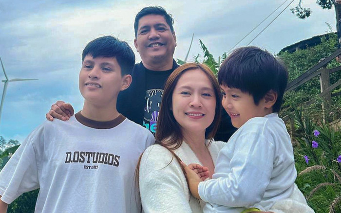 Diễn viên Thanh Thúy khoe ảnh gia đình hạnh phúc, con trai lớn 15 tuổi trổ mã cao lớn Ảnh 2