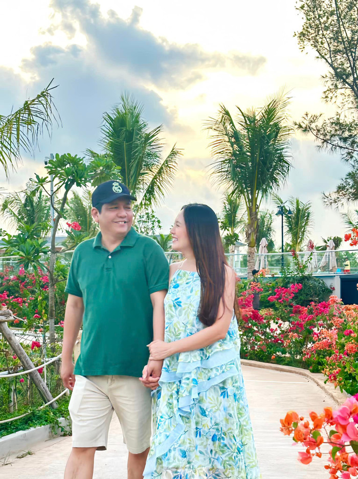 Trải qua nhiều thăng trầm, vợ chồng diễn viên Thanh Thúy - Đức Thịnh ngày càng trân trọng hạnh phúc, hết logn2 vun vén hôn nhân. 