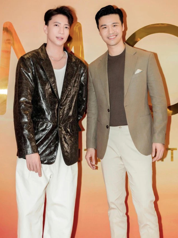 Lâm Thành Kim và S.T Sơn Thạch nhiều lần để lộ loạt 'hint' khiến cư dân mạng cho rằng cả hai có mối quan hệ đặc biệt. 