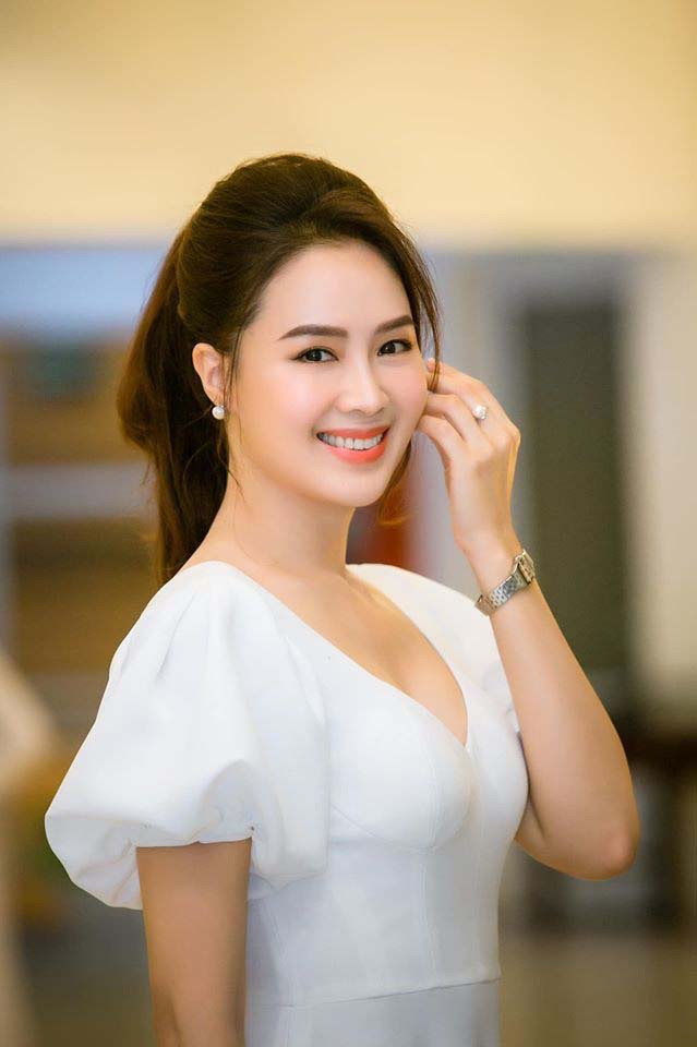 Chồng doanh nhân hơn 12 tuổi của Hồng Diễm: Yêu vợ thương con nhưng có một tật xấu khiến vợ phát hoảng Ảnh 1