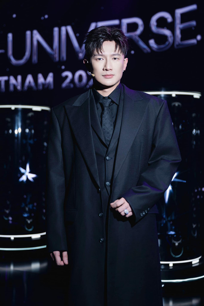 Dược sĩ Tiến mạnh dạn tuyên bố sẽ không hợp tác cùng Hoàng Thùy trong bất kỳ dự án nào trong tương lai.