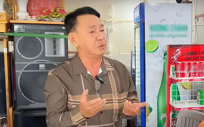Nam nghệ sĩ nổi tiếng giờ bưng bê ở quán cơm, luôn mặc quần áo chỉnh tề Ảnh 2