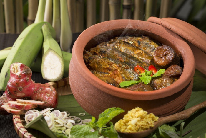 Cá mòi kho chuối - món ăn dân dã nhưng vô cùng đưa cơm