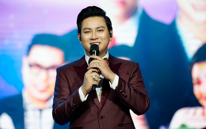 Hoài Lâm chinh phục thể loại âm nhạc mới, dân mạng tấm tắc: 'Ca sĩ này đa tài quá!' Ảnh 2