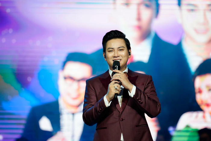 Hoài Lâm chinh phục thể loại âm nhạc mới, dân mạng tấm tắc: 'Ca sĩ này đa tài quá!' Ảnh 1