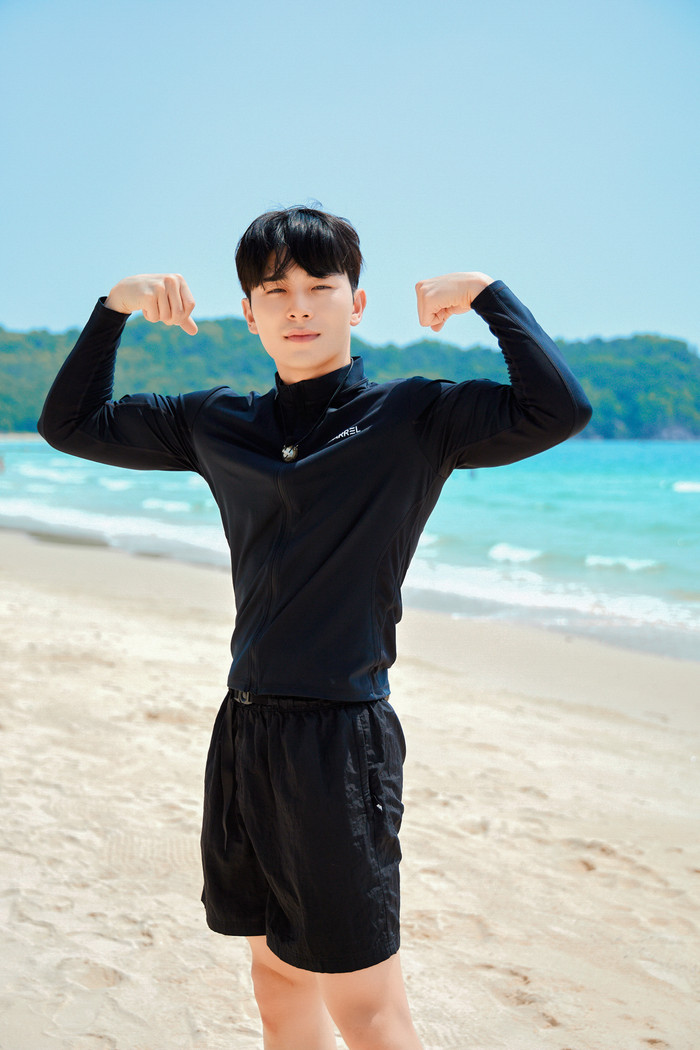 Anh chàng chiếm lợi thế lớn khi có buổi hẹn hò đầu tiên tại Đảo Thiên Đường.