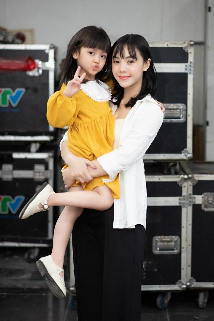 'Con gái' Quỳnh Kool và 'tình tin đồn' Đình Tú bất ngờ chung khung hình Ảnh 3