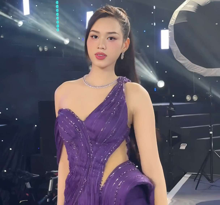 Công chúng đánh giá nhan sắc Hoa hậu Việt Nam 2020 ngày càng mặn mà theo thời gian. 