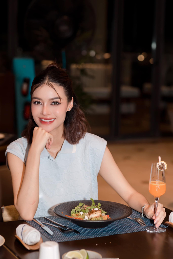 5 năm sau khi đạt danh hiệu Á hậu 1 Miss World Vietnam, Á hậu Kiều Loan có sự nghiệp thành công và khối tài sản khủng ở tuổi 24.