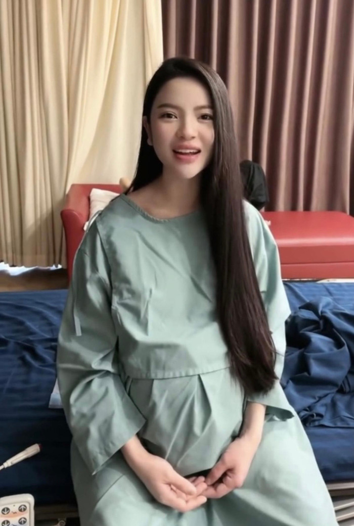 Chu Thanh Huyền hạ sinh nhóc tỳ đầu lòng.