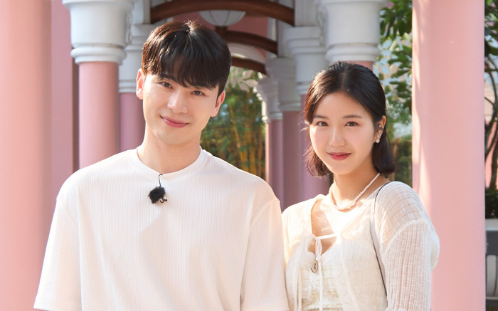 Nhan sắc ngọt ngào của 2 mỹ nhân khi lên đồ đi 'date' ở Tập 2 Đảo Thiên Đường Ảnh 2