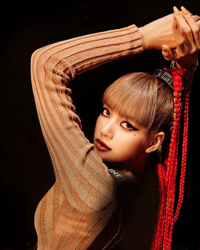 Lisa 'vượt mặt' Jennie giữa ồn ào Ảnh 3
