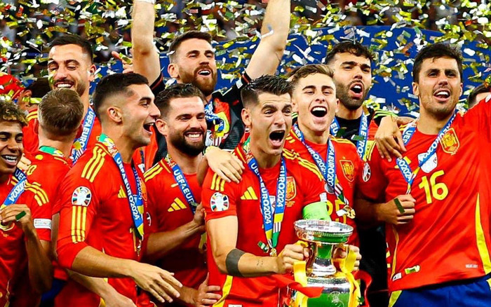 Tây Ban Nha vô địch EURO 2024: Nhà vua vĩ đại nhất châu Âu! Ảnh 2