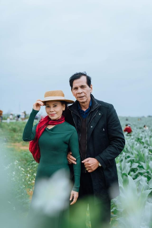 Bố của Hồ Ngọc Hà vừa đón sinh nhật mừng tuổi 72.