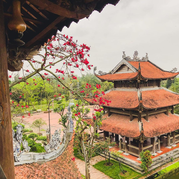 Chùa Nôm vô cùng nổi tiếng, thu hút nhiều khách du lịch ghé tới