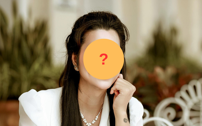 Đạo diễn nổi tiếng muốn chuyển giới sau một giấc ngủ, mua hóc môn nữ về uống liền Ảnh 2