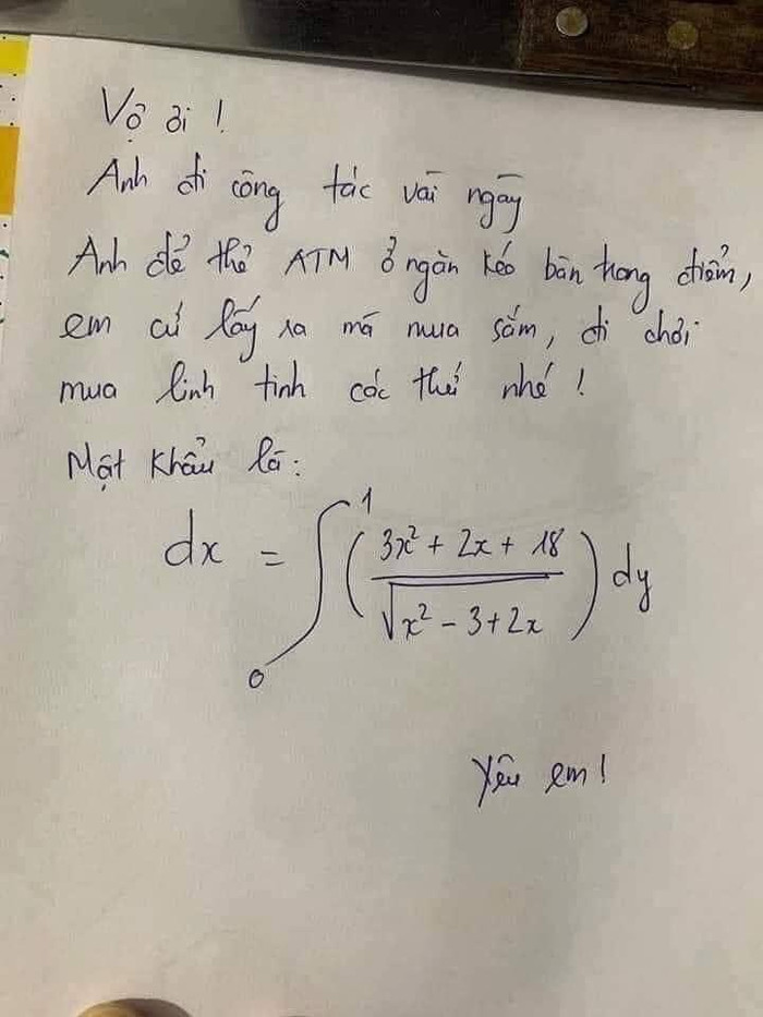 Thúy Diễm thông báo bán nhà, 'ông xã' bất ngờ kêu cứu vì một lý do? Ảnh 1