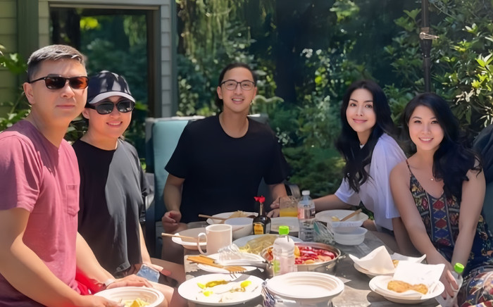 Tăng Thanh Hà và chồng doanh nhân 'trốn con' đi hâm nóng tình cảm, visual tươi trẻ như mới yêu Ảnh 2